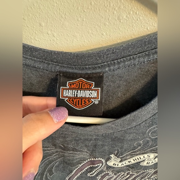 🔴Harley-Davidson Women's Charcoal Sturgis Graphic Tee - Picture 3 of 4